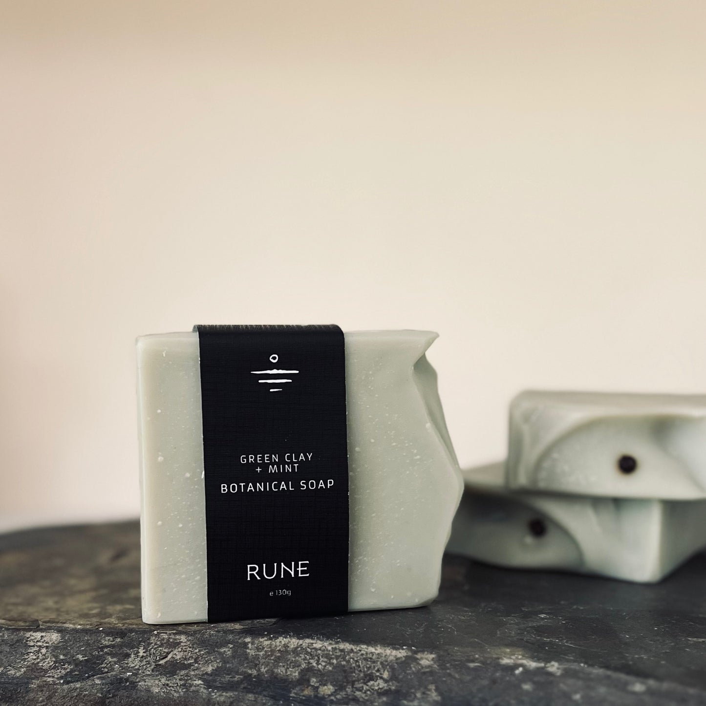BOTANICAL BODY SOAP | Uplifting Green Clay & Peppermint