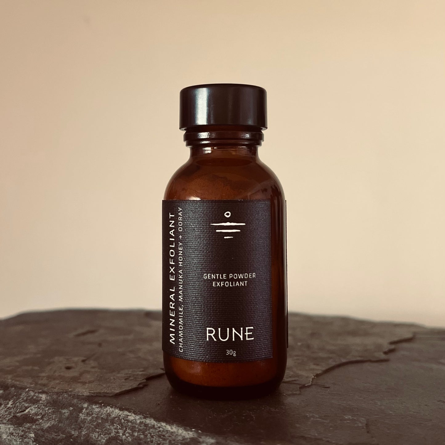 SOFT MINERAL EXFOLIANT | Gentle powder exfoliant with Chamomile, Manuka Honey & Ooray