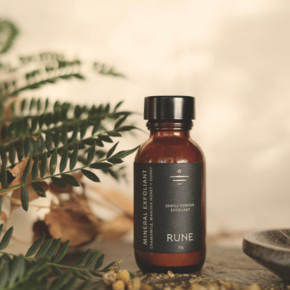 SOFT MINERAL EXFOLIANT | Gentle powder exfoliant with Chamomile, Manuka Honey & Ooray